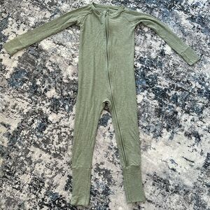 EUC Little Sleepies Bamboo Zip Up Pajamas • 3T
